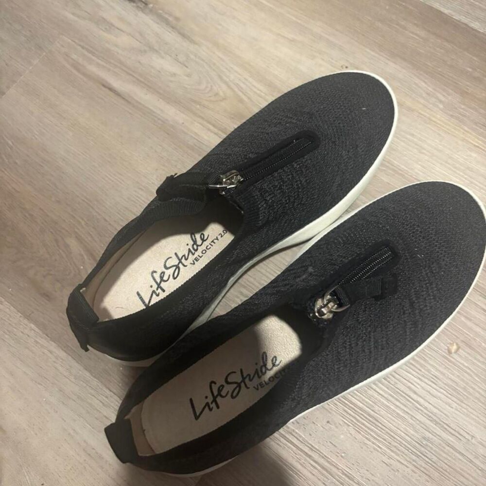 Lifestride Women's Black Trainers